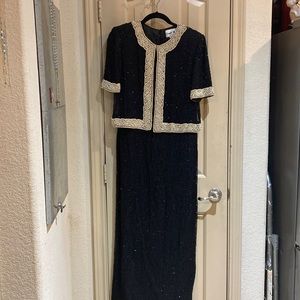 Camille Marie silk dress decorated with sequins and beads. Size M